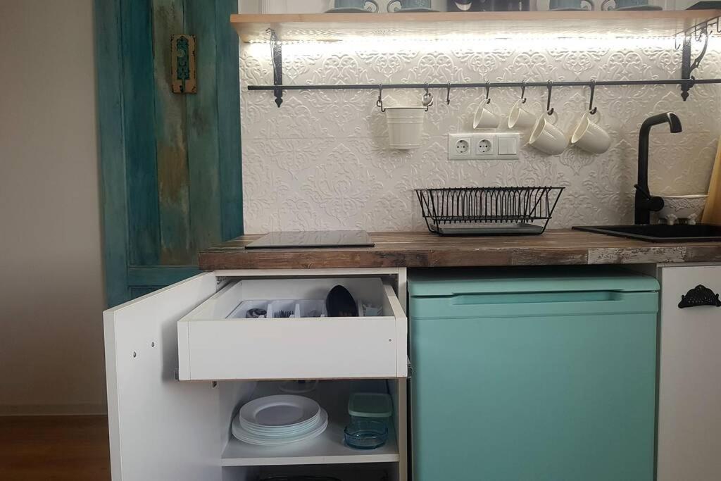 'Mint Fresh' Summer Studio In Batumi City Center Apartment Ngoại thất bức ảnh